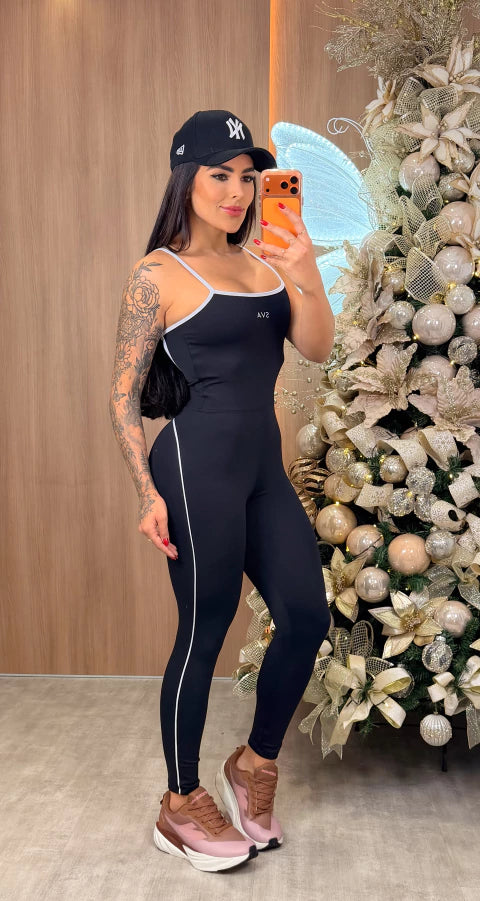 Macacão Veronica Preto